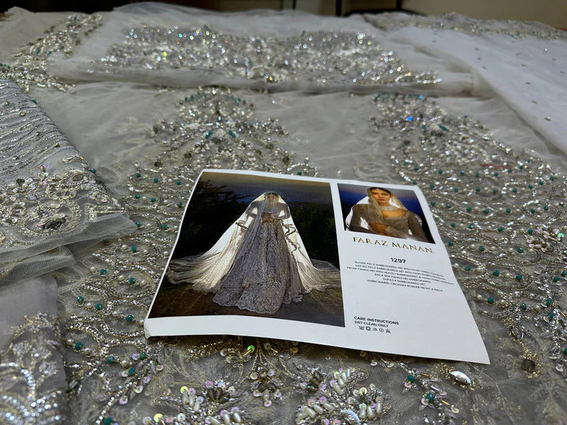 FARAZ MANAAN - MAHIRA KHAN